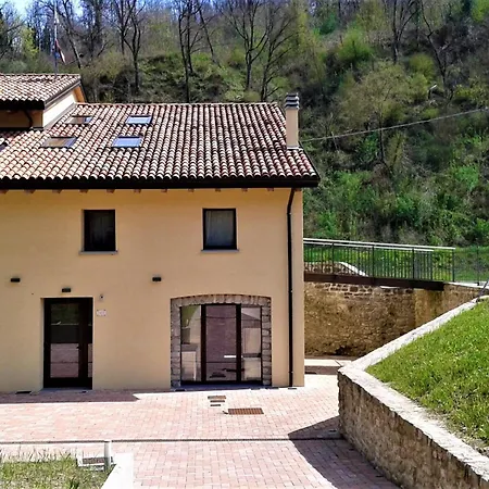 Couette-café Le Del 'mulino Del Grillo'